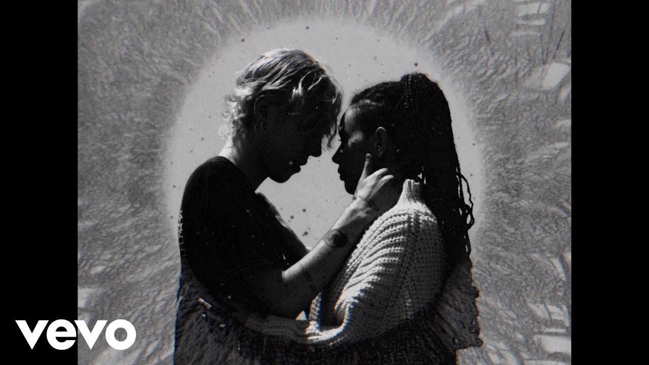 Kina – Can We Kiss Forever Video
