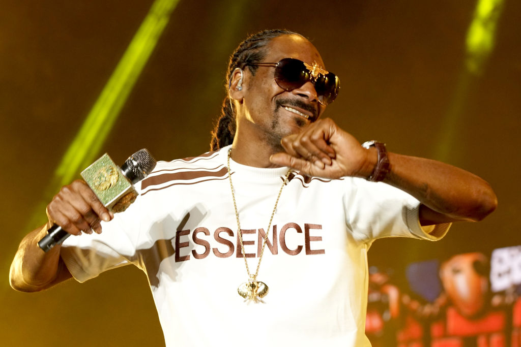 Snoop Dogg To Vote For The First Time In Bid To Unseat Donald Trump