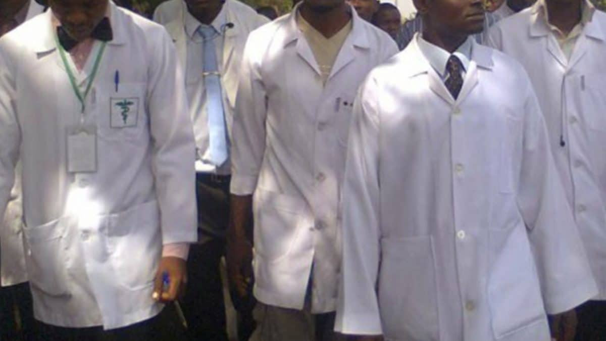 Resident Doctors in Nigeria threaten to go on strike over unpaid COVID-19 allowances
