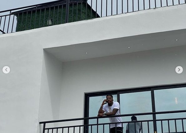 Skiibii shows off his new house to celebrate his birthday (photos)