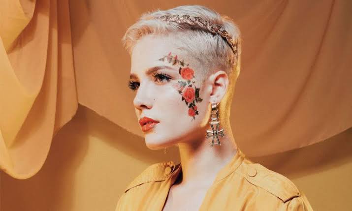 Halsey – Without Me